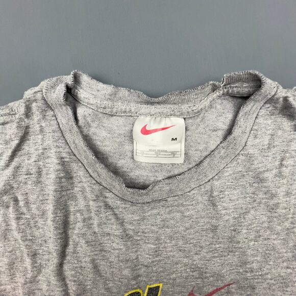 Vintage Nike Gray Tag Tee Youth Medium 90s Distressed Made in USA Logo Shirt - Picture 4 of 9